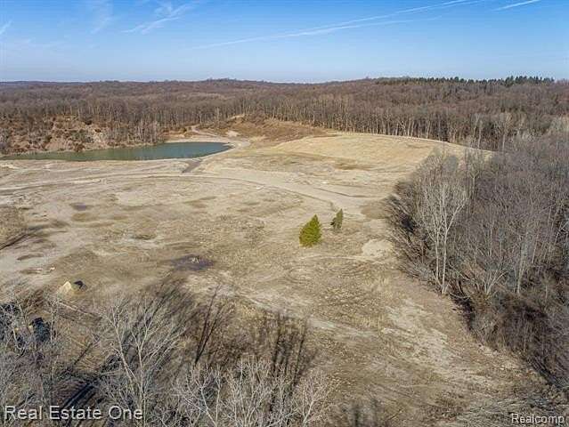 4.73 Acres of Residential Land for Sale in White Lake, Michigan