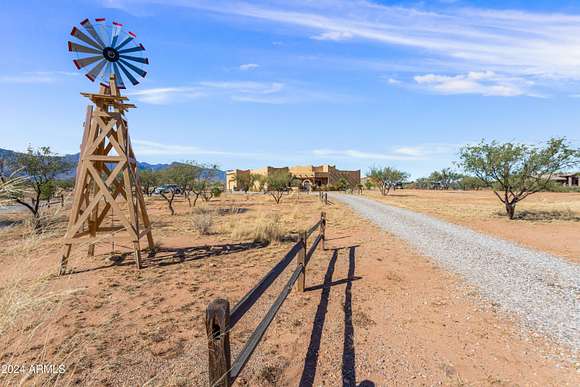 4 Acres of Residential Land with Home for Sale in Hereford, Arizona