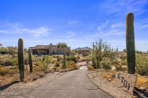 2.21 Acres of Residential Land with Home for Sale in Cave Creek, Arizona