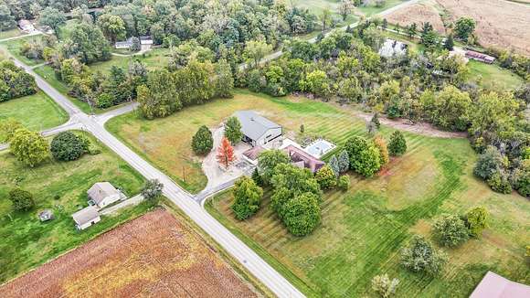 8 Acres of Residential Land with Home for Sale in Wapakoneta, Ohio