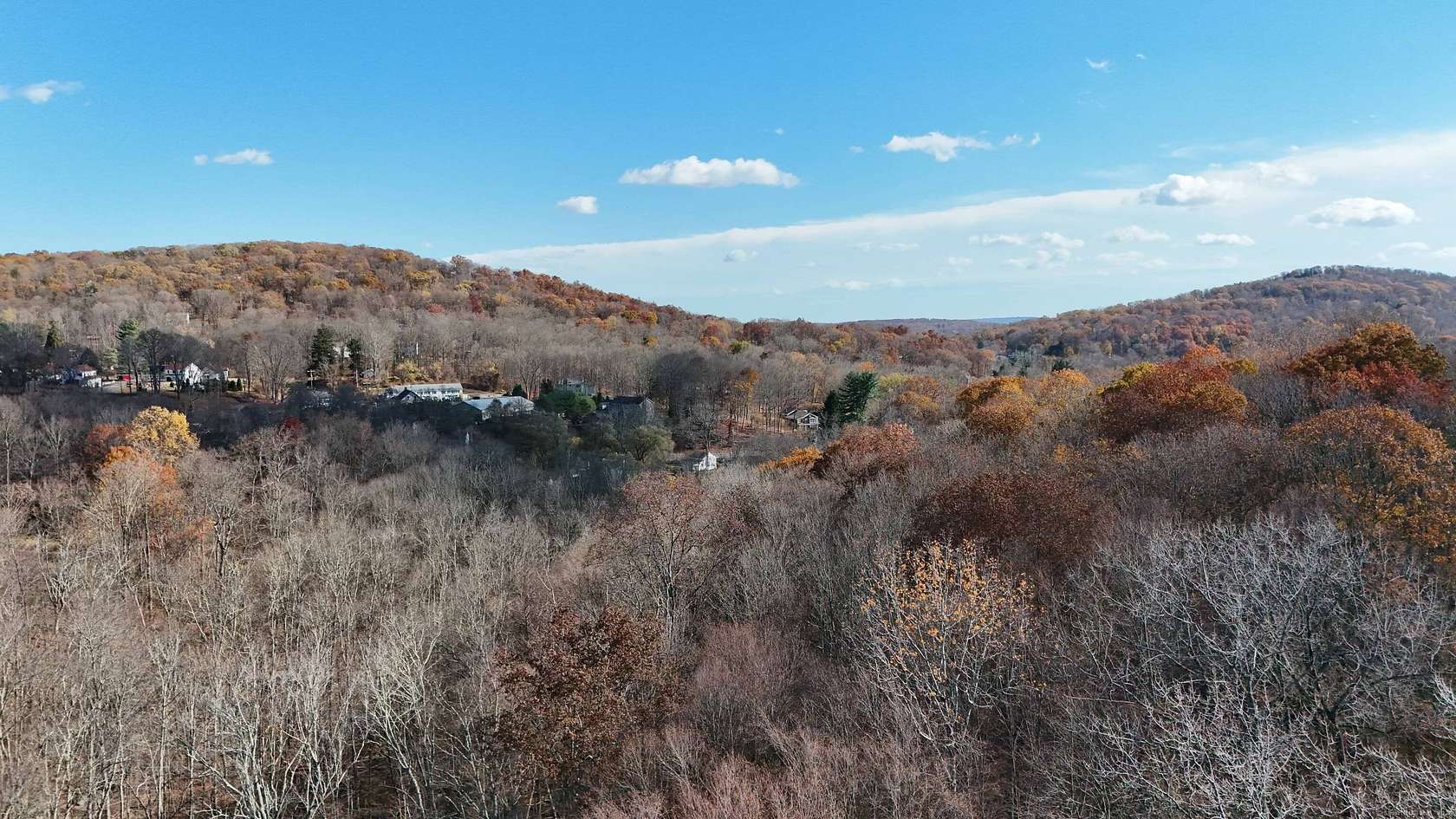 5.377 Acres of Residential Land for Sale in New Fairfield, Connecticut