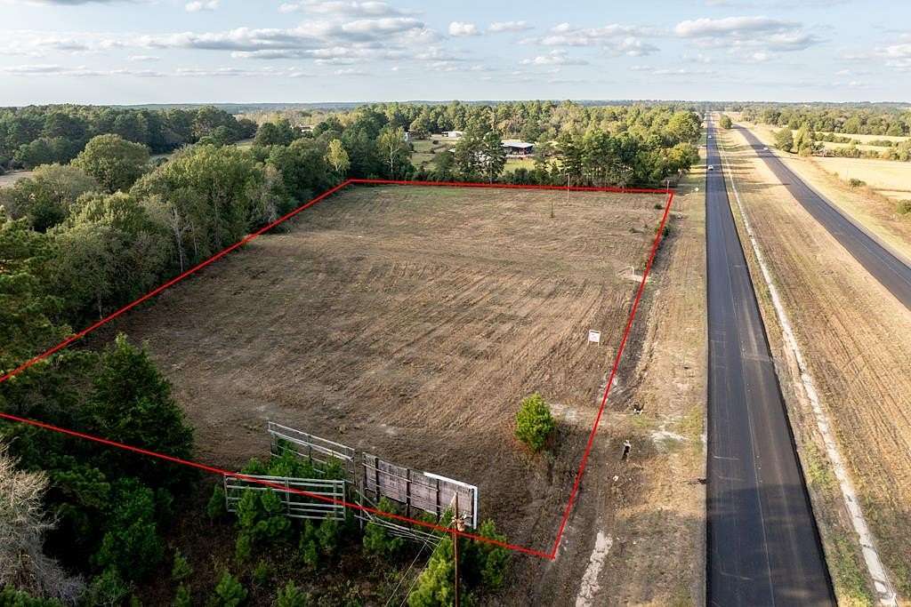 5.041 Acres of Land for Sale in Crockett, Texas