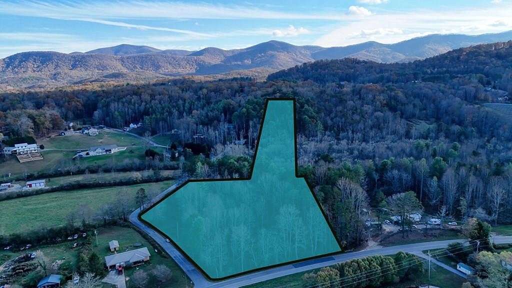 10.48 Acres of Mixed-Use Land for Sale in Blairsville, Georgia