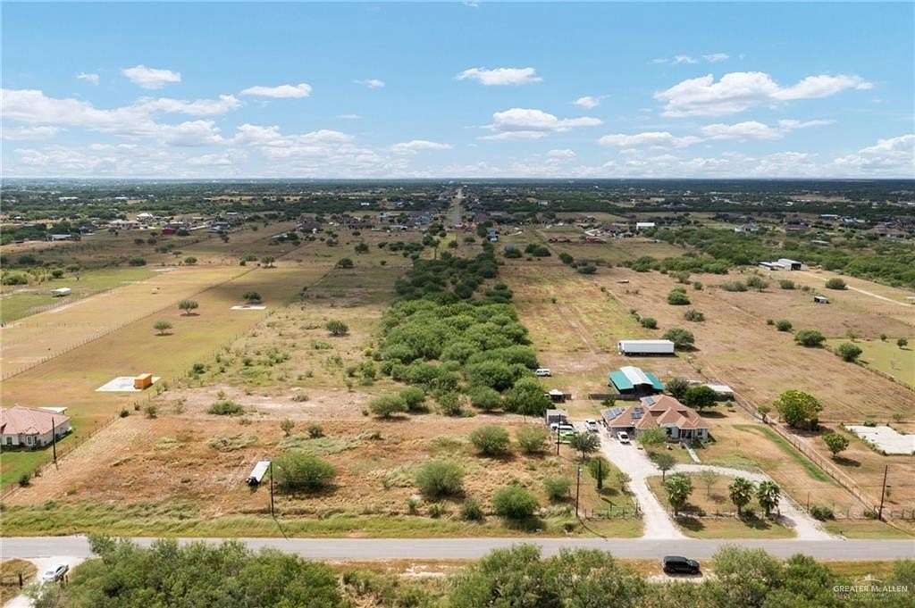 4.88 Acres of Residential Land for Sale in Monte Alto, Texas