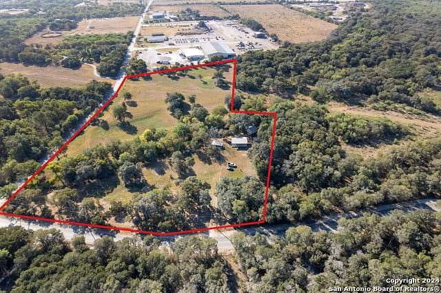 9.563 Acres of Land for Sale in New Braunfels, Texas