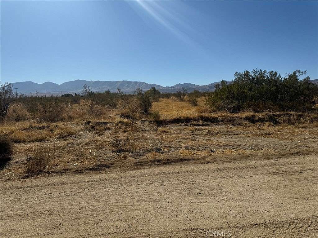 6.916 Acres of Land for Sale in Littlerock, California