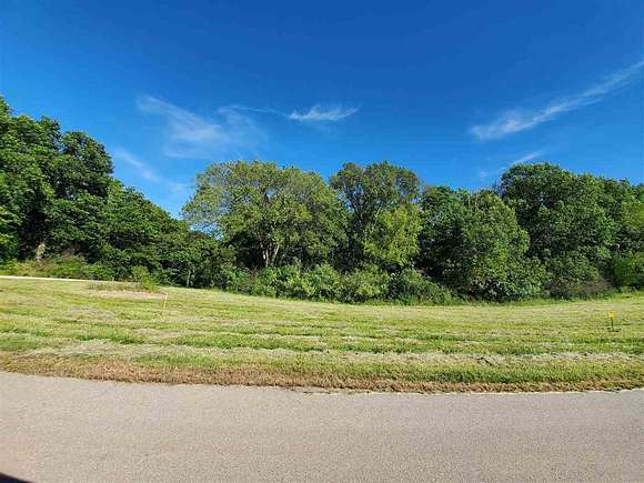 1.63 Acres of Residential Land for Sale in Dixon, Illinois