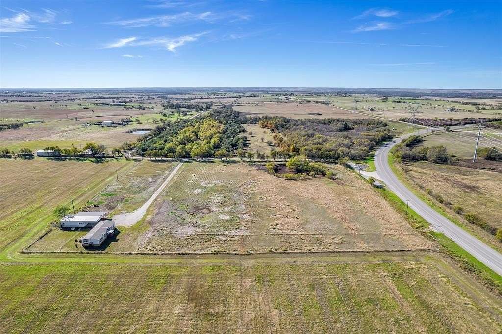 10 Acres of Residential Land with Home for Sale in Gainesville, Texas