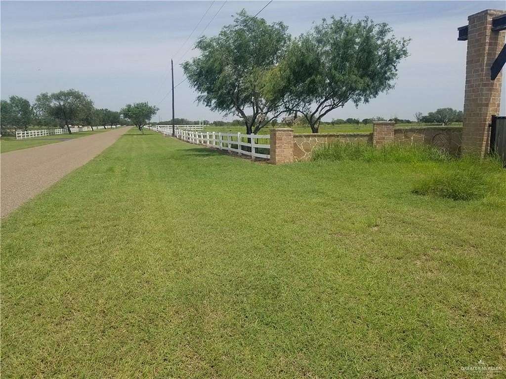 10 Acres of Residential Land for Sale in Edinburg, Texas