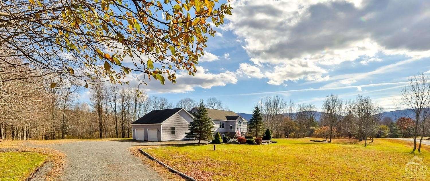 5.2 Acres of Residential Land with Home for Sale in Jewett, New York