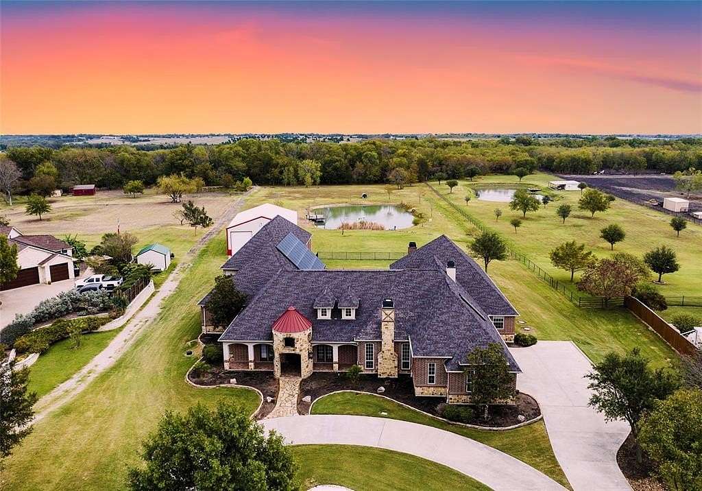 4.099 Acres of Residential Land with Home for Sale in Forney, Texas