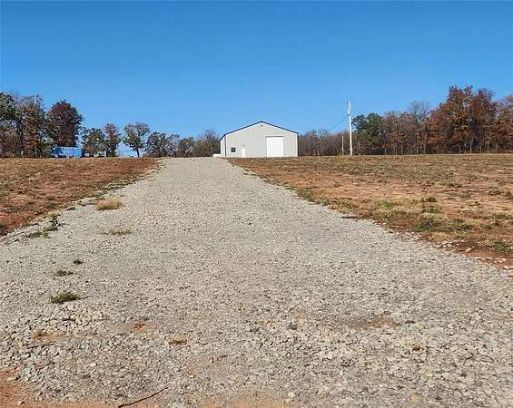 6 Acres of Residential Land with Home for Sale in Depew, Oklahoma