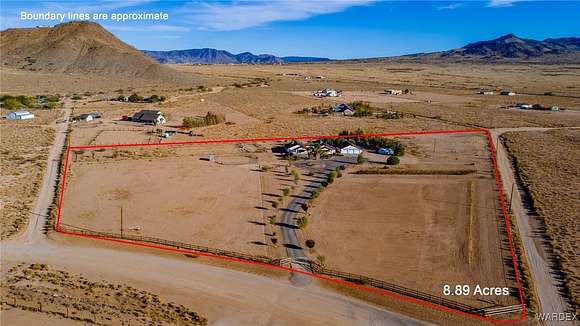 8.89 Acres of Land with Home for Sale in Kingman, Arizona