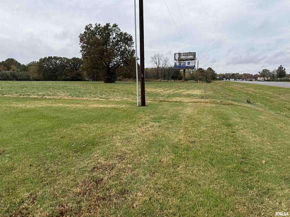 2.733 Acres of Commercial Land for Sale in Herrin, Illinois