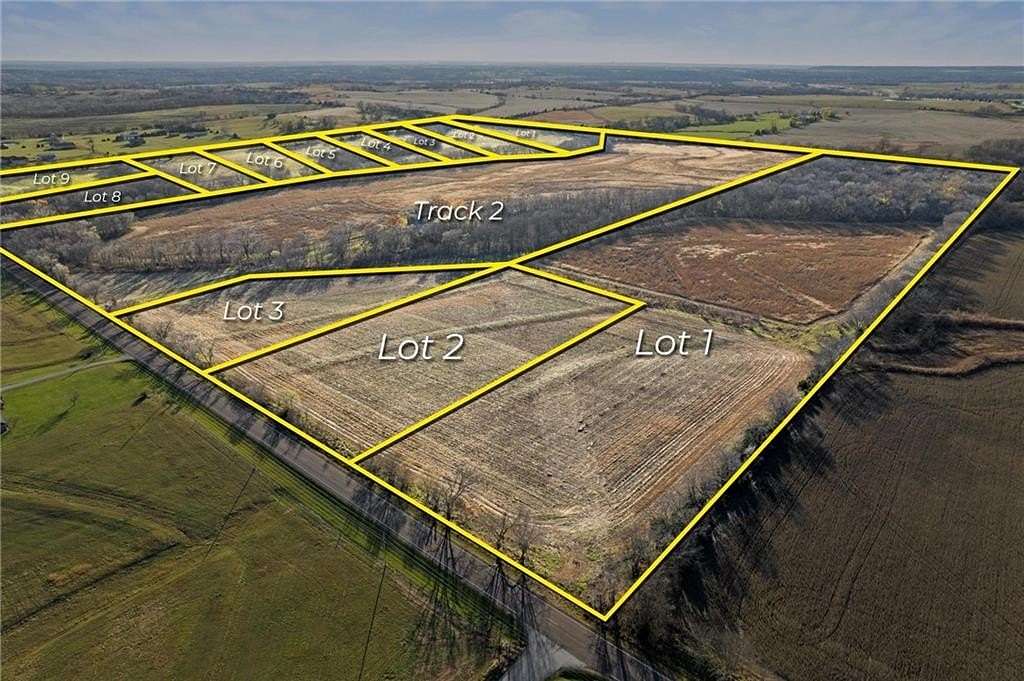 7.79 Acres of Residential Land for Sale in Linwood, Kansas