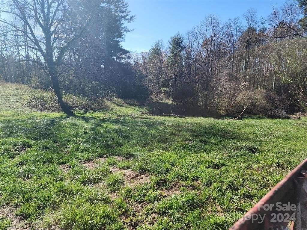 6.59 Acres of Residential Land for Sale in Hendersonville, North Carolina