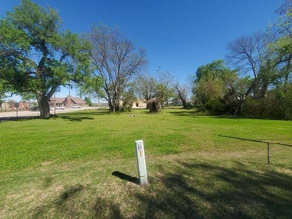 0.386 Acres of Residential Land for Sale in Okemah, Oklahoma