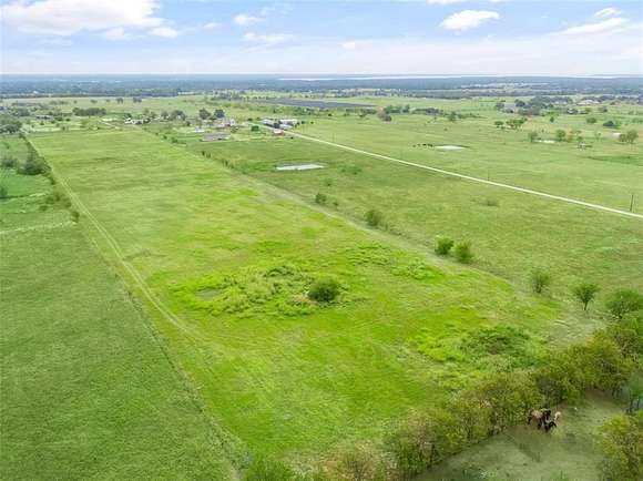 16 Acres of Land for Sale in Quinlan, Texas