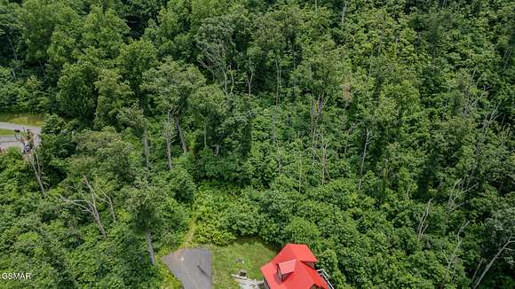 1.07 Acres of Residential Land for Sale in Gatlinburg, Tennessee