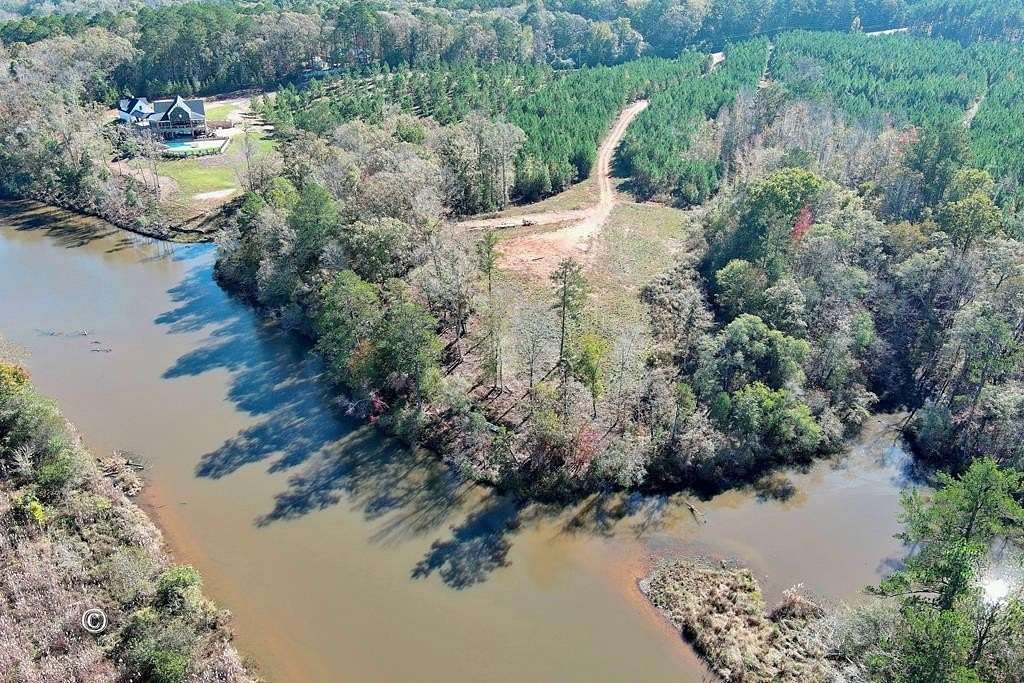 8.967 Acres of Residential Land for Sale in Hamilton, Georgia