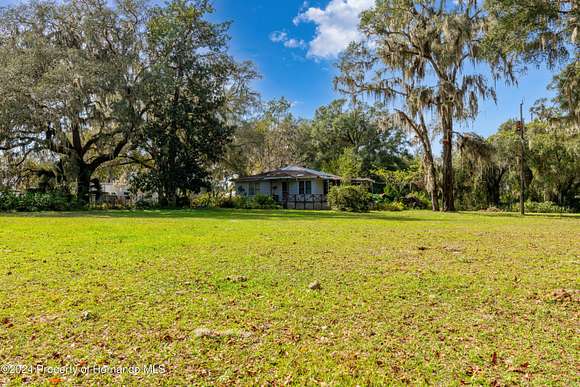 2.51 Acres of Residential Land with Home for Sale in Brooksville, Florida