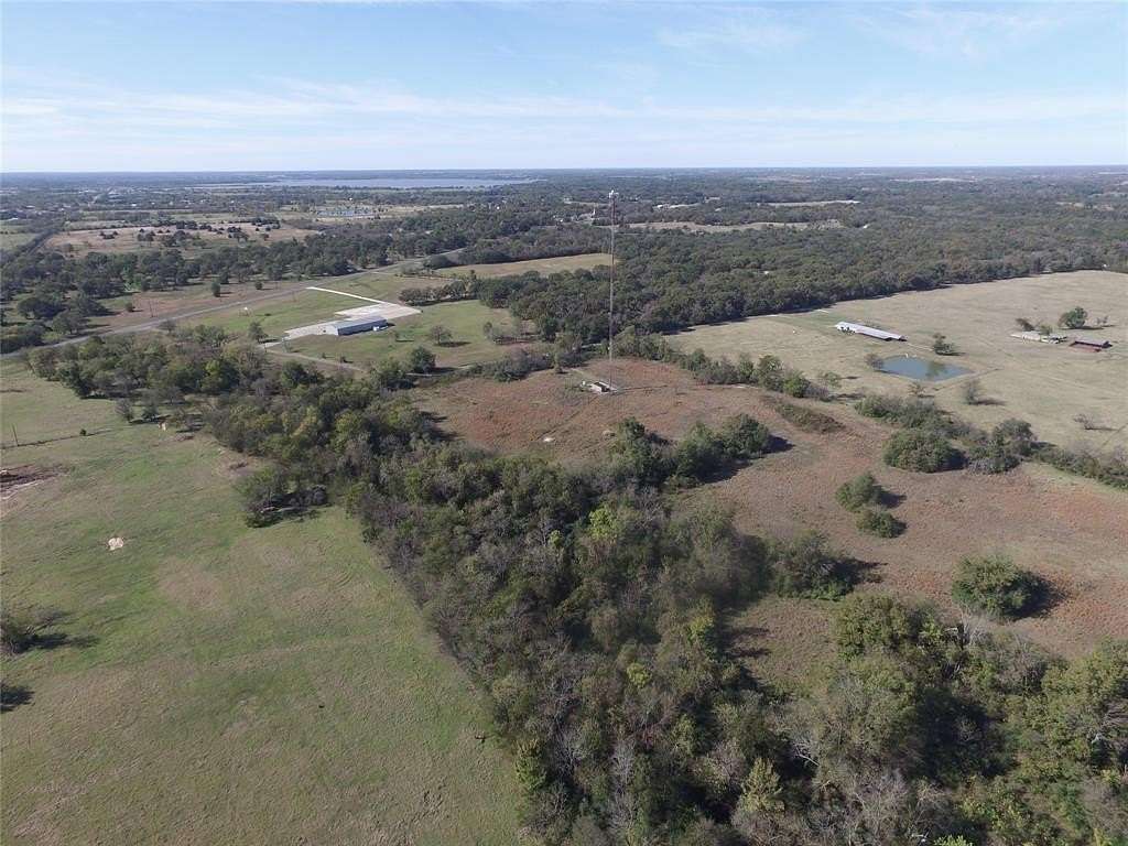 21.87 Acres of Land for Sale in Sulphur Springs, Texas