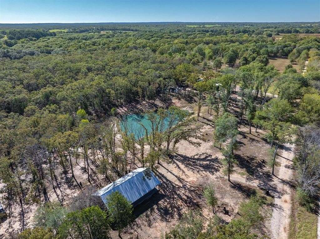 12.42 Acres of Land with Home for Sale in Edgewood, Texas