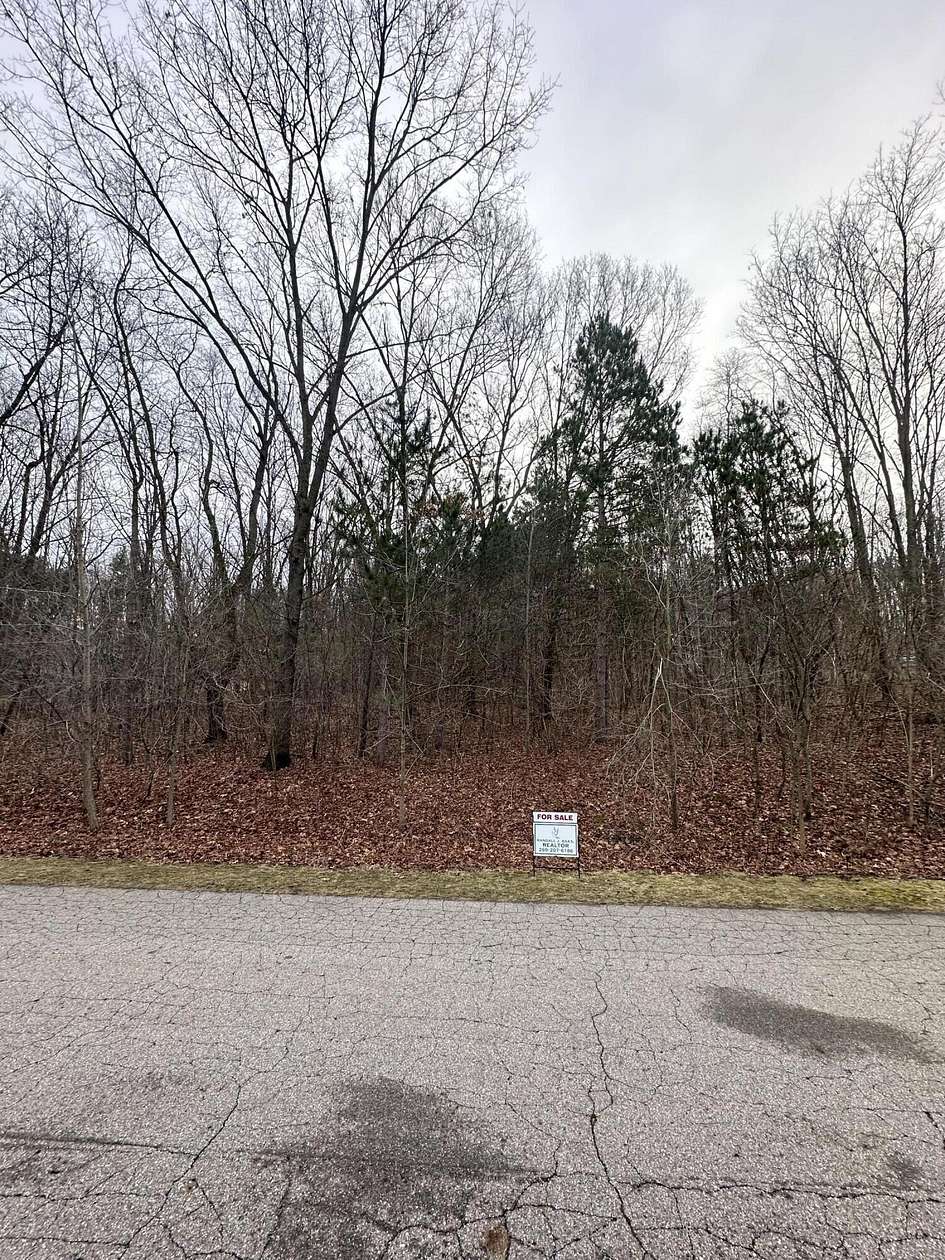 1 Acre of Residential Land for Sale in Kalamazoo, Michigan