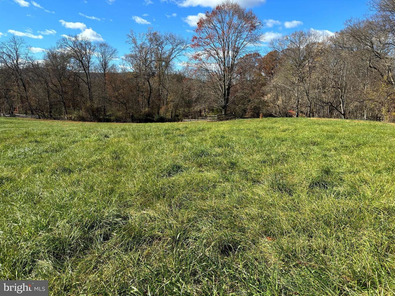 6 Acres of Land for Sale in Aldie, Virginia