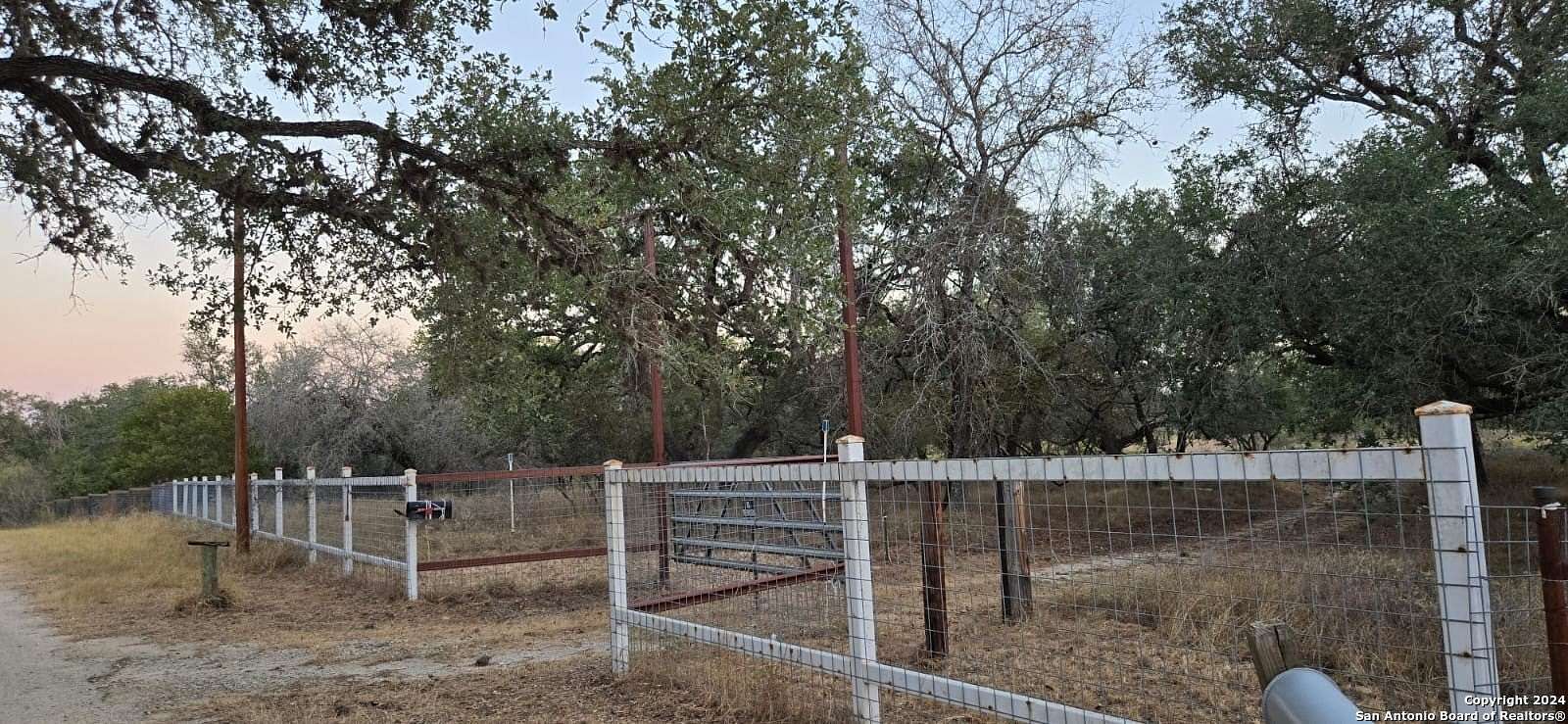 8.52 Acres of Residential Land with Home for Sale in San Antonio, Texas