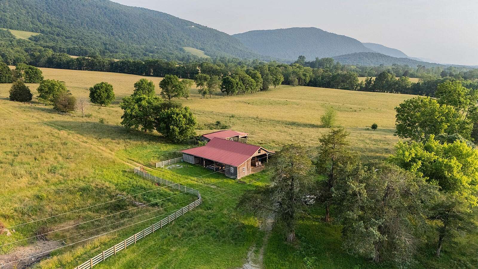 94 Acres of Agricultural Land for Sale in Crossville, Tennessee