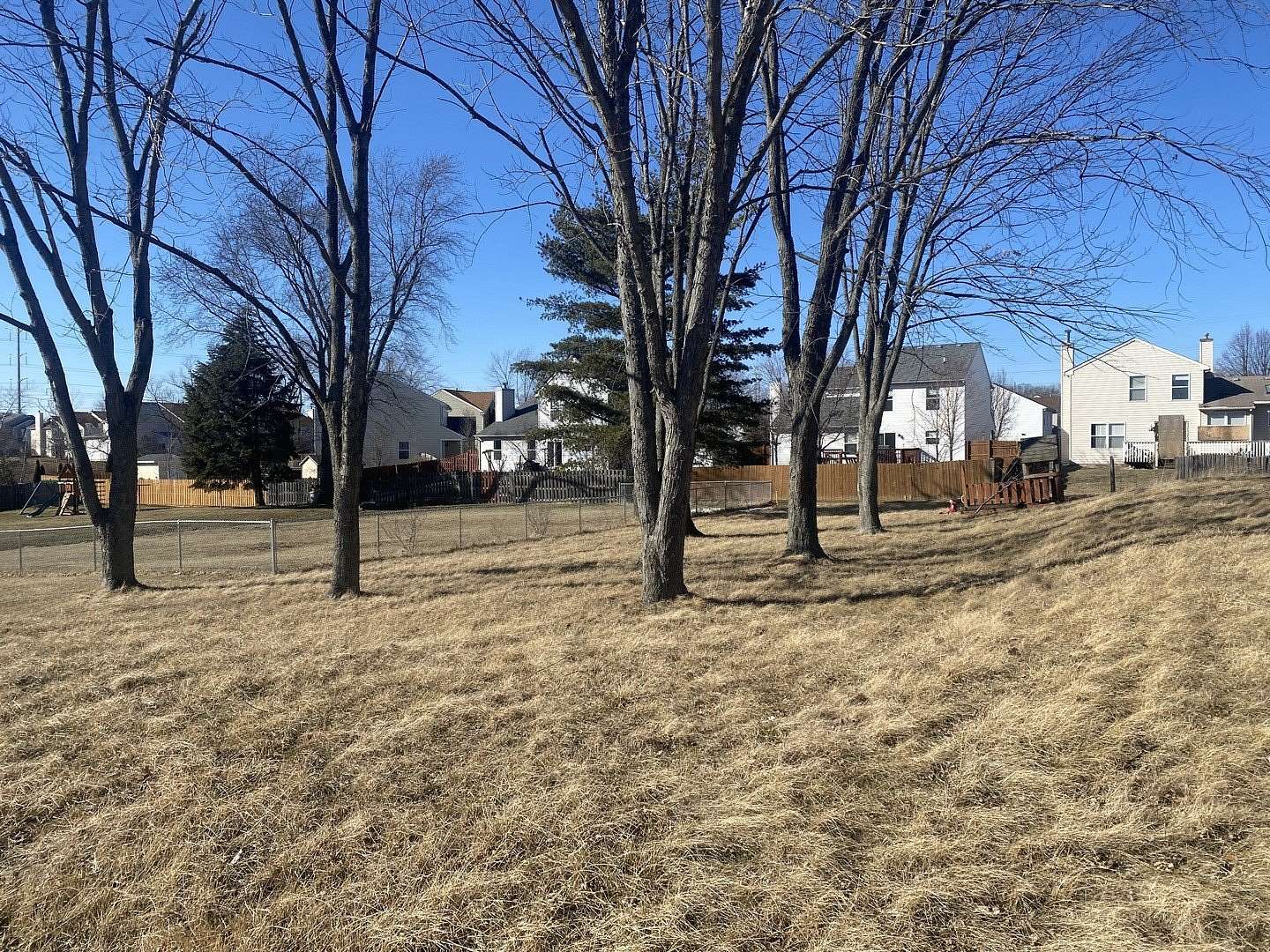 0.23 Acres of Residential Land for Sale in Waukegan, Illinois