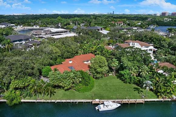 0.865 Acres of Residential Land for Sale in Coral Gables, Florida