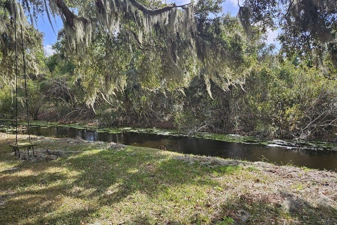 0.25 Acres of Residential Land for Sale in Leesburg, Florida