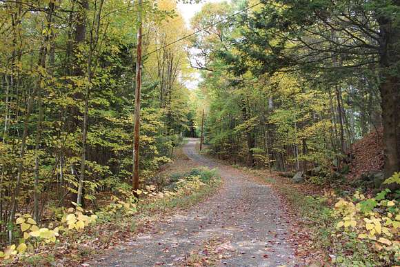 10.24 Acres of Land with Home for Sale in Amherst, New Hampshire