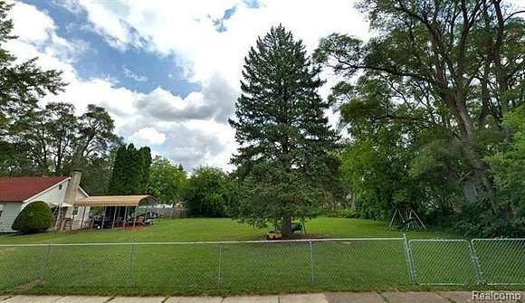 0.28 Acres of Residential Land for Sale in Pontiac, Michigan