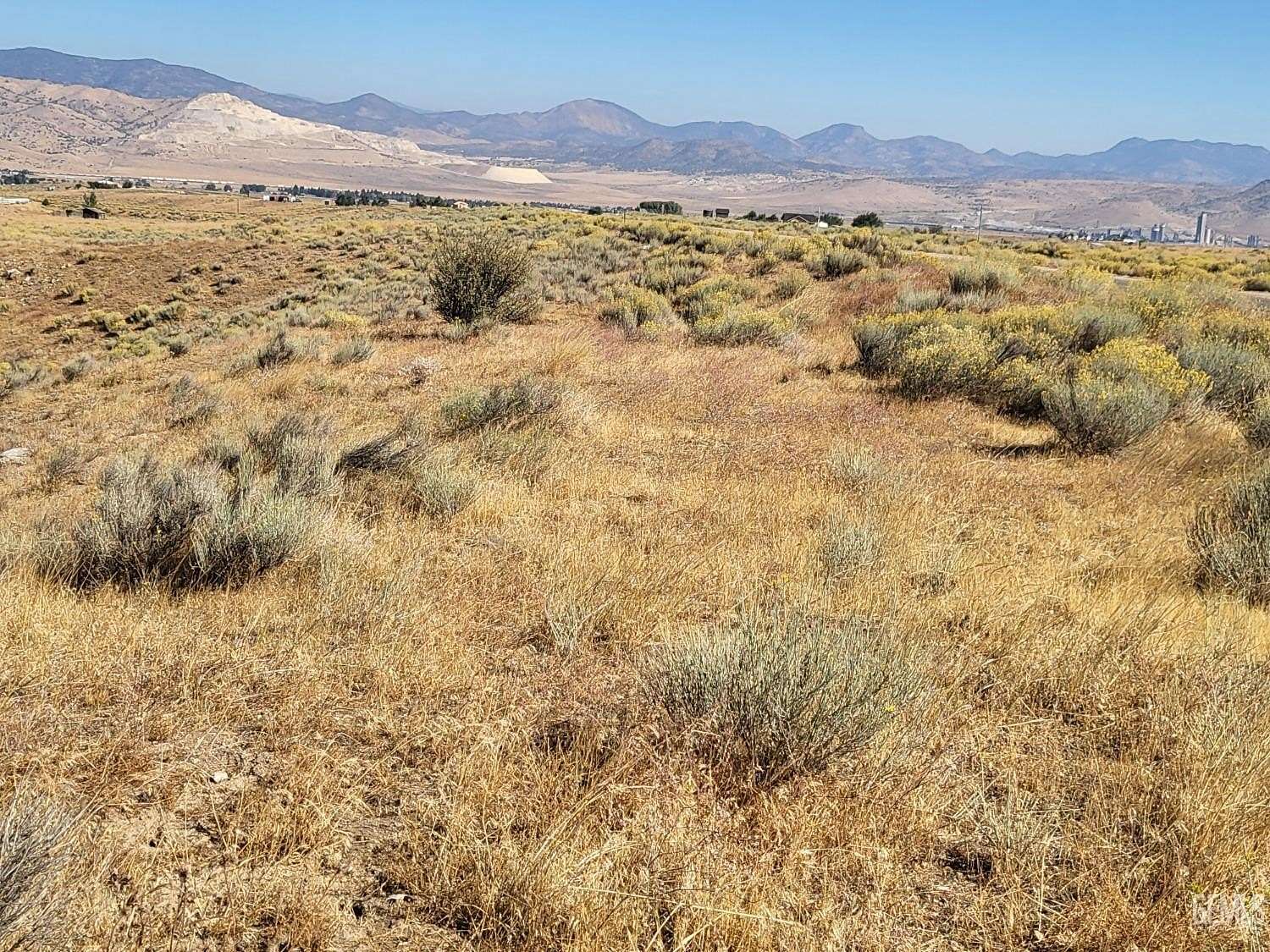 2.33 Acres of Residential Land for Sale in Tehachapi, California