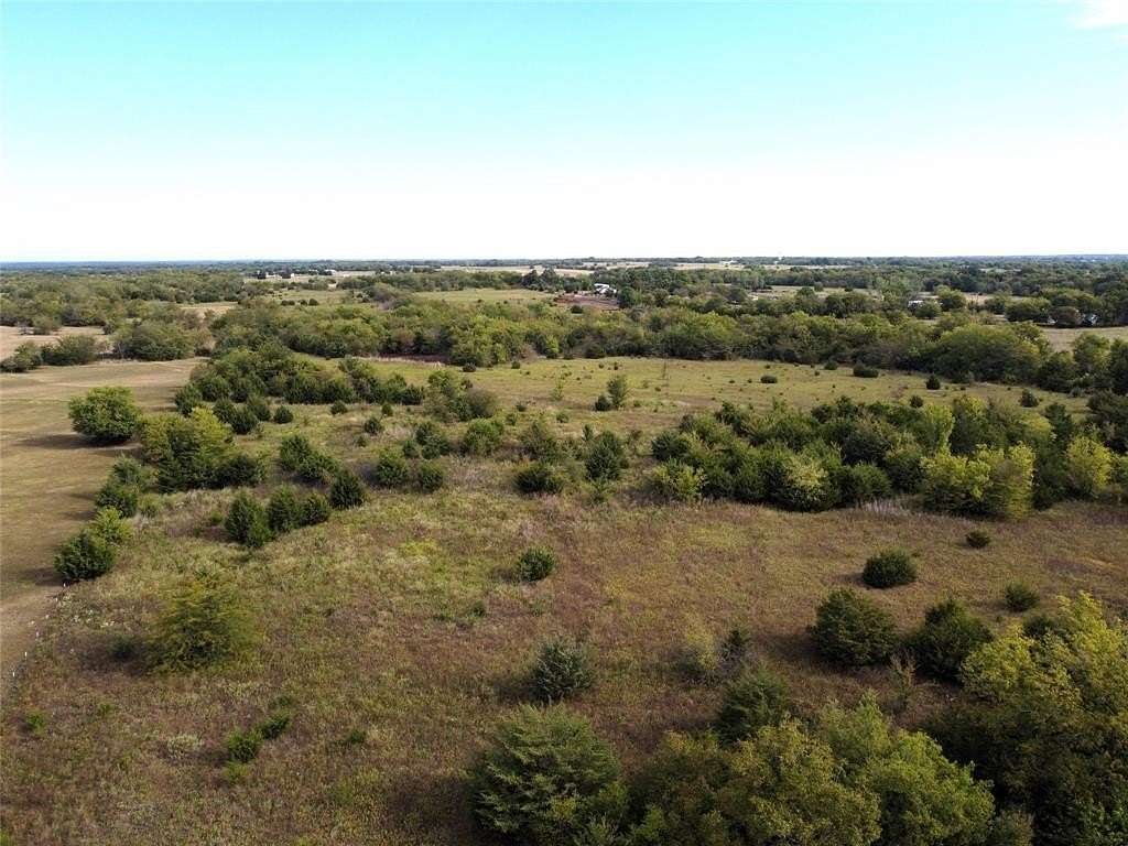 1.85 Acres of Residential Land for Sale in Campbell, Texas