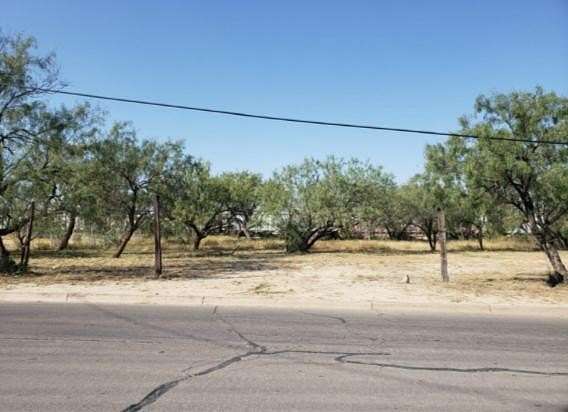 0.18 Acres of Mixed-Use Land for Sale in Eagle Pass, Texas