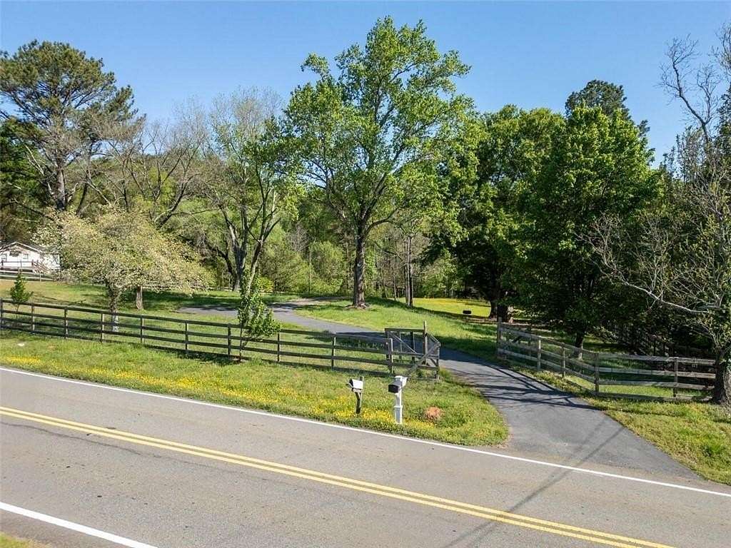 2 Acres of Residential Land for Sale in Alpharetta, Georgia