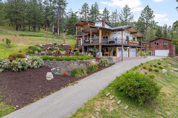 15.4 Acres of Recreational Land with Home for Sale in Florence, Montana