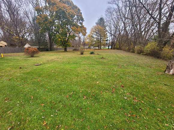 0.81 Acres of Residential Land for Sale in Kalamazoo, Michigan