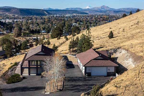 6.67 Acres of Land with Home for Sale in Prineville, Oregon