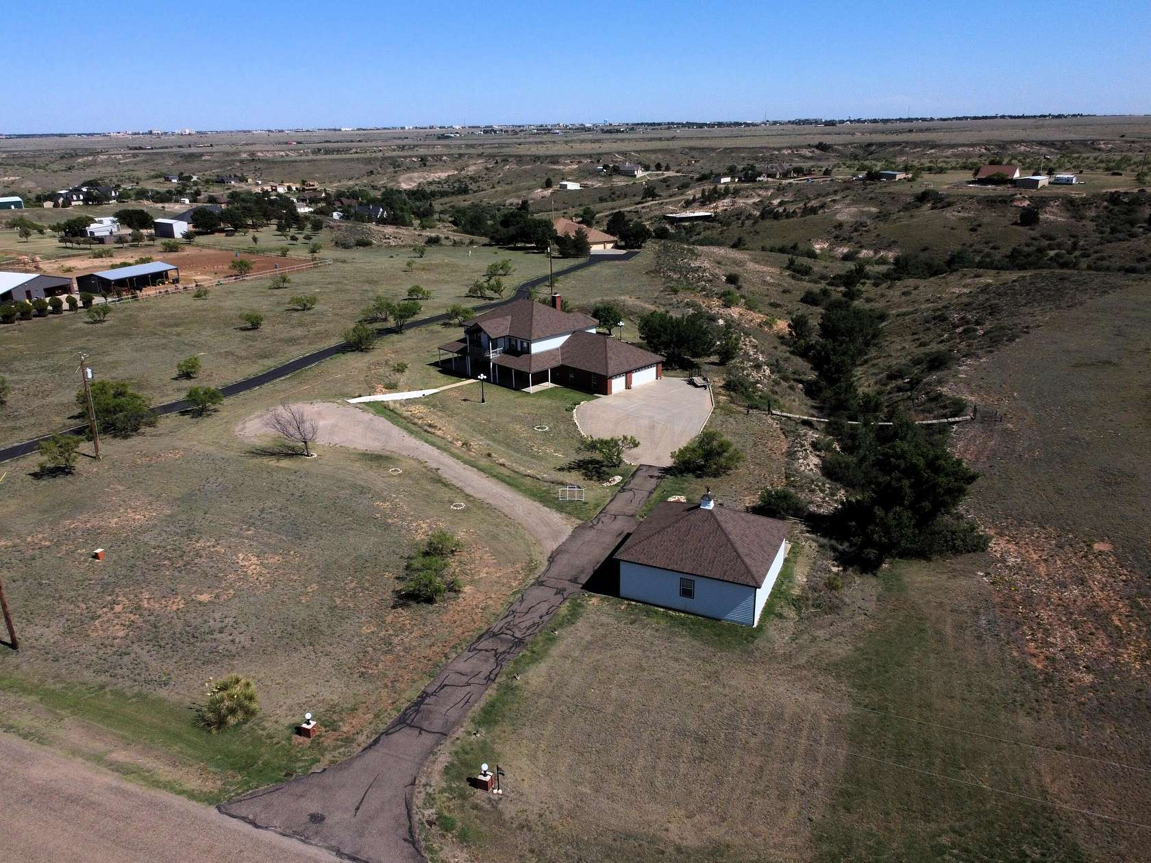 5.39 Acres of Residential Land with Home for Sale in Amarillo, Texas