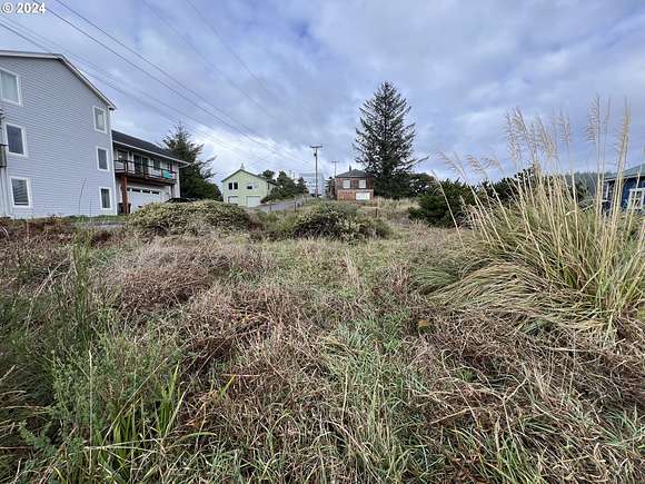 0.12 Acres of Mixed-Use Land for Sale in Port Orford, Oregon