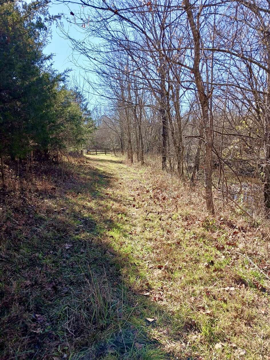 3 Acres of Residential Land for Sale in Lawrenceburg, Kentucky