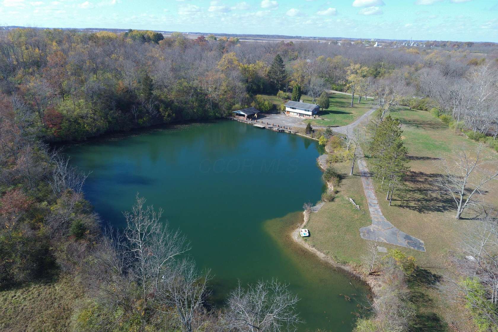 7.24 Acres of Residential Land with Home for Sale in Washington Court House, Ohio