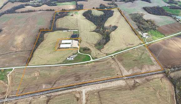 145 Acres of Recreational Land & Farm for Sale in Pleasant Hill, Illinois