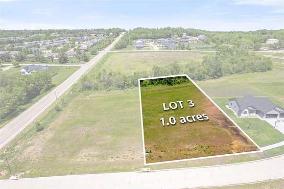 1 Acre of Residential Land for Sale in Hiawatha, Iowa