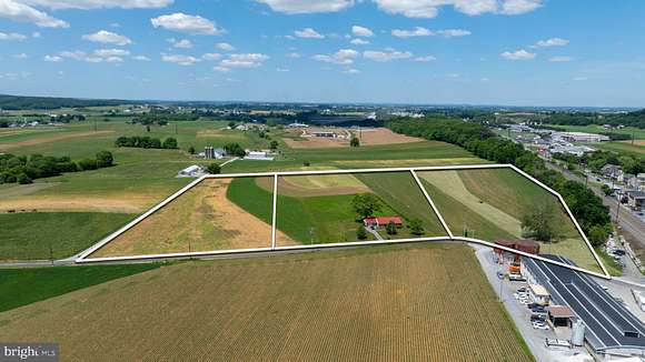 9 Acres of Mixed-Use Land for Sale in Kinzers, Pennsylvania